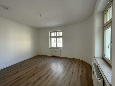frische 3 Zimmerwohnung mit neuem Fußboden!