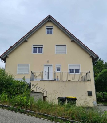 Schöne 5-Zimmer-Doppelhaushälfte mit EBK in Pfaffenhofen an der Ilm