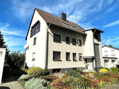 **Top modernisierte 3-Zimmer Dachgeschosswohnung in Holzlar**