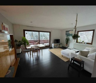 Freundliche 3-Zimmer-Wohnung mit EBK und Balkon in Fichtenweg, Lauterbach