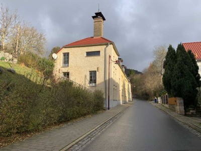 Grosse 4-Zimmer Wohnung mit Balkon und EBK in Jena
