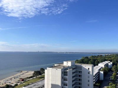 Meerblick pur – 11. Etage, Top-Lage direkt am Strand