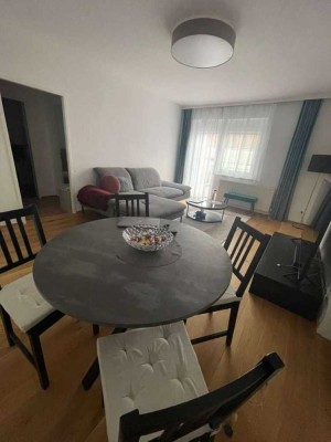 Stilvolle, modernisierte 2-Raum-Wohnung mit Balkon und EBK in Rottach-Egern