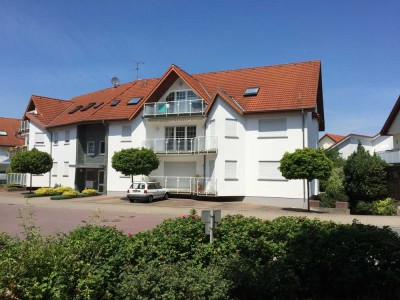 ****Zum Wohlfühlen - Helle 2 Zimmer EG-Wohnung mit Balkon in Rödermark****