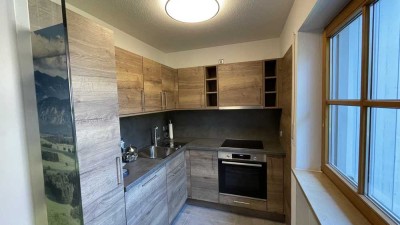 Schöne 3-Zimmer-Wohnung mit luxuriöser Innenausstattung mit Balkon und EBK in Lechbruck