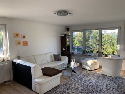 Charmante 3-Zimmer-Wohnung in ruhigem Dreiparteienhaus