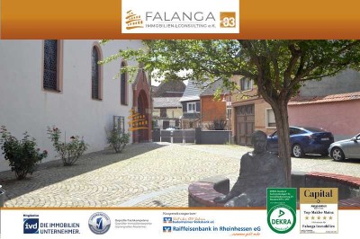 Falanga Immobilien - 2 Häuser und eine entwicklungsfähige Scheune auf gr. Hofgrundstück in Kl-Winter