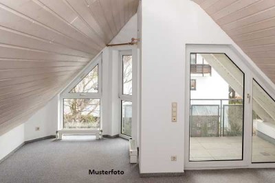 3-Zimmer-Wohnung mit Dachterrasse und Balkon in sehr guter Wohnlage