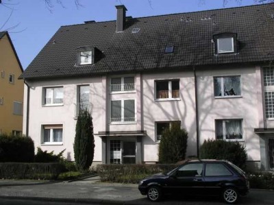 Schöne und gepflegte 4-Raum-Wohnung mit Balkon in Bochum-Kornharpen