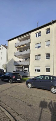 Gepflegte 2-Zimmerwohnung mit Küche, Bad und Balkon bzw. Keller,  Bezug ab 01.02.2025 möglich