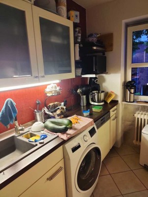 Möblierte 2,5-Raum-Wohnung mit Einbauküche in Hamburg Eidelstedt