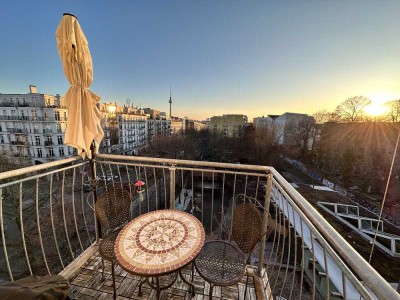 Helle 2-Zimmer-Wohnung mit Panorama-Blick & Balkon im Herzen des Prenzlauer Berg (Kollwitzstr.)
