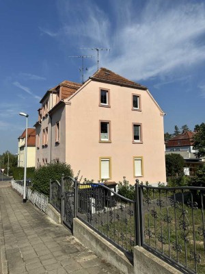 Neu renovierte 2-Raumwohnung im Erdgeschoss ! Bad mit Wanne und Dusche !!