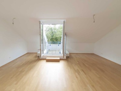 Charm. 1 Zi. Dachgeschosswhg., kl. Terrasse,  TG, 39,3 m² in Puchheim sucht Single