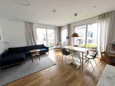 Helle 4 Zimmer Wohnung mit großem Balkon im Hinterhaus, frei ab 01.09.2025