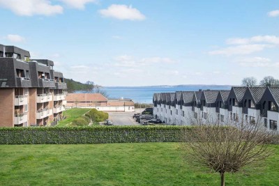 Traumblick auf die Förde – stilvolle Wohnung in Toplage nahe Wasser & Wald