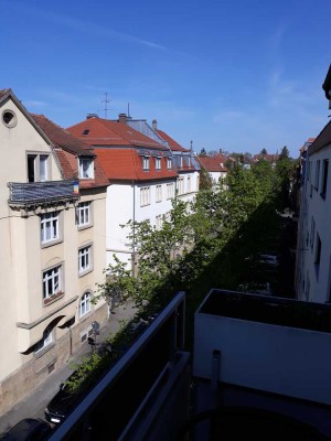 Sanierte 1,5-Zimmer Wohnung im 5. OG mit Balkon in Karlsruhe-Mühlburg