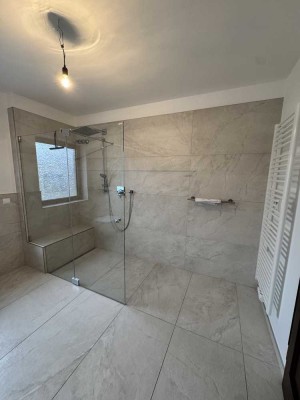 Wunderschöne helle 4-ZKB Wohnung in Frankfurt-Griesheim