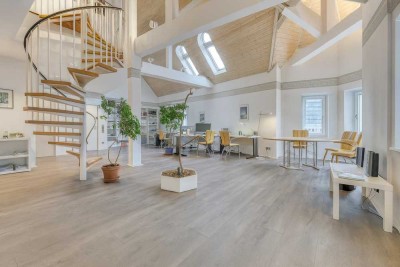 Großzügige und helle Maisonette-Wohnung mit WOW-Effekt in TOP Lage in Karlsruhe - ab sofort frei