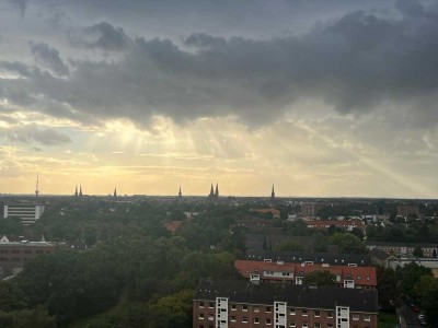 Exklusive 5-Zimmer-Penthouse-Wohnung mit gehobener Innenausstattung im 13. Stock