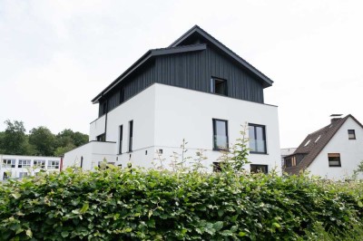 Erstbezug Penthouse mit 3,5 Zi. in Bad Iburg – Luxus & Solarheizung