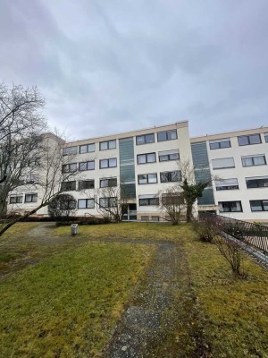 Neu renovierte 4,5-Raum-Wohnung mit EBK in Sindelfingen