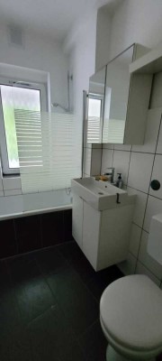 Charmante 3-Zimmer-Wohnung zur Miete in zentraler Lage – Huttropstraße 31, Essen