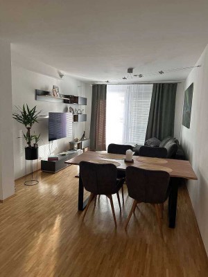 Stilvolle 1,5-Zimmer-Wohnung mit Balkon und Einbauküche in Essen
