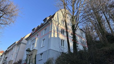 Exklusive 2-Zimmer-Wohnung mit Balkon und Einbauküche in Baden-Baden