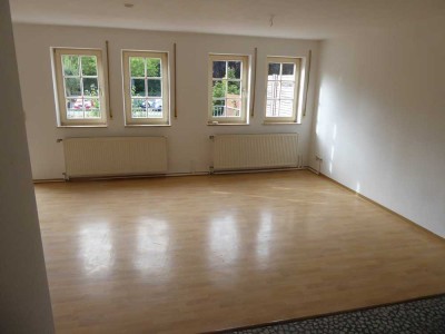 VERMIETE " 2 - ZIMMER - WOHNUNG IN 74722 BUCHEN " STADTMITTE
