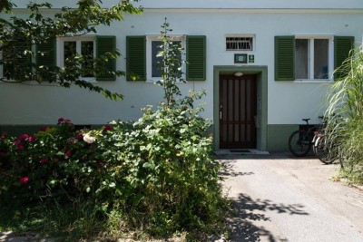 2 - Zimmer Wohnung Nähe Ursulinen und Unionhalle