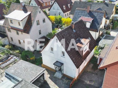 Keine Käuferprovision-Wohnen und Parken in zentralster Lage–freistehendes Einfamilienhaus–Stadmitte