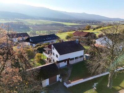 KENSINGTON - RESERVIERT - Ländliches Anwesen mit Bergblick und einzigartigem Potenzial!