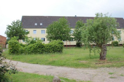 Sehr schöne 3 Raumwohnung für Umweltbewusste mit Gartenparzelle!!