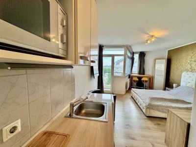 Möbliertes Studio in City-West: mit Balkon und ruhiger Südausrichtung