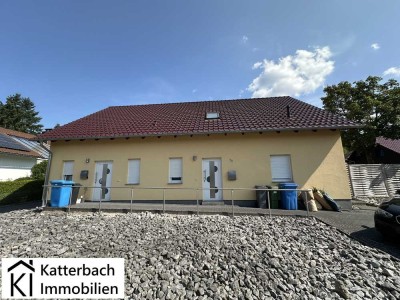 Modernes Einfamilienhaus mit Einliegerwohnung/Praxisräumen in Badenhausen