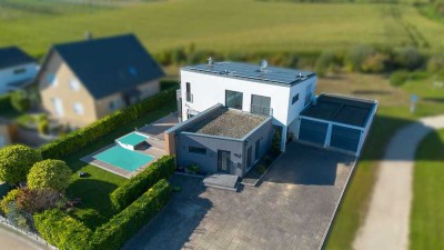 Modernes, Energieeffizientes Einfamilienhaus in idyllischer Lage mit Pool, Sauna und Einbauküche!