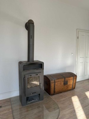 Stilvolle 3-Zimmer-Wohnung mit ca. 86 m² Wohnfläche, Kamin und zusätzlichem Arbeitsraum