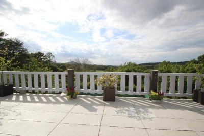 Modernisierte Eigentumswohnung große Dachterrasse Fernblick zum Siebengebirge EBK + PKW-Stellplatz