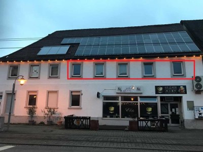 Großzügie 4-Zimmerwohnung im Herzen Blankenlochs
