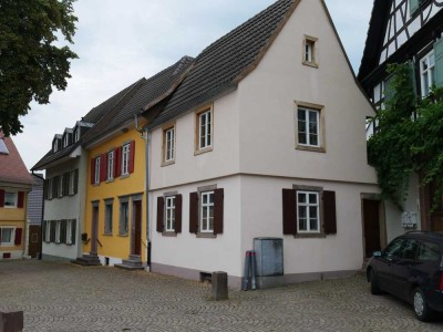 Altbaucharme trifft modernes Wohnen – nachhaltig saniertes Haus in Riegel