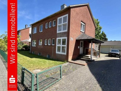 Doppelgarage, Keller, großes Eigentums- grundstück