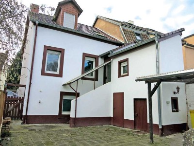 Kompaktes Einfamilienhaus mit großem Grundstück in Bubenhausen