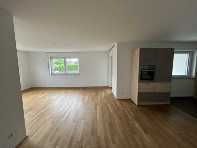 3,5-Zimmer-Wohnung mit Terrasse in Dietenheim