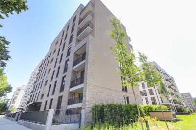 ERSTBEZUG: Moderne Etagenwohnung mit sonnigem Balkon in ruhiger Lage