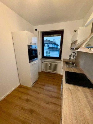 Gepflegte 3-Zimmer-Wohnung mit EBK mit Süd-West Balkon