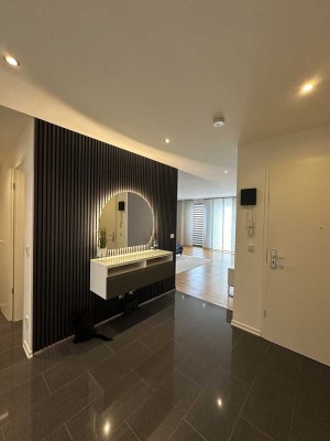 Helle & großzügige 117 m² Wohnung mit 4 Zimmern, großem Balkon & moderner Küche - Nachmieter gesucht
