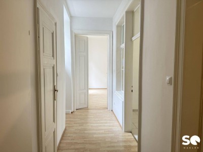 #SQ - MODERNISIERTE ALTBAUWOHNUNG MIT CHARME –