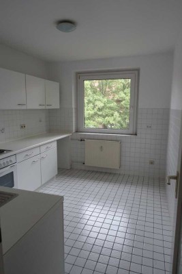 Zentral gelegene 2 Zimmer Wohnung zu vermieten!