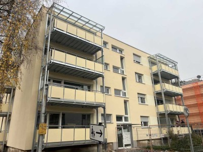 *IN TOP LAGE FREIBURG EBNET!* IHR PLUS: Neue wärmegedämmte Fassade+Neuer Balkon+Aufzug+TG-Stellplatz